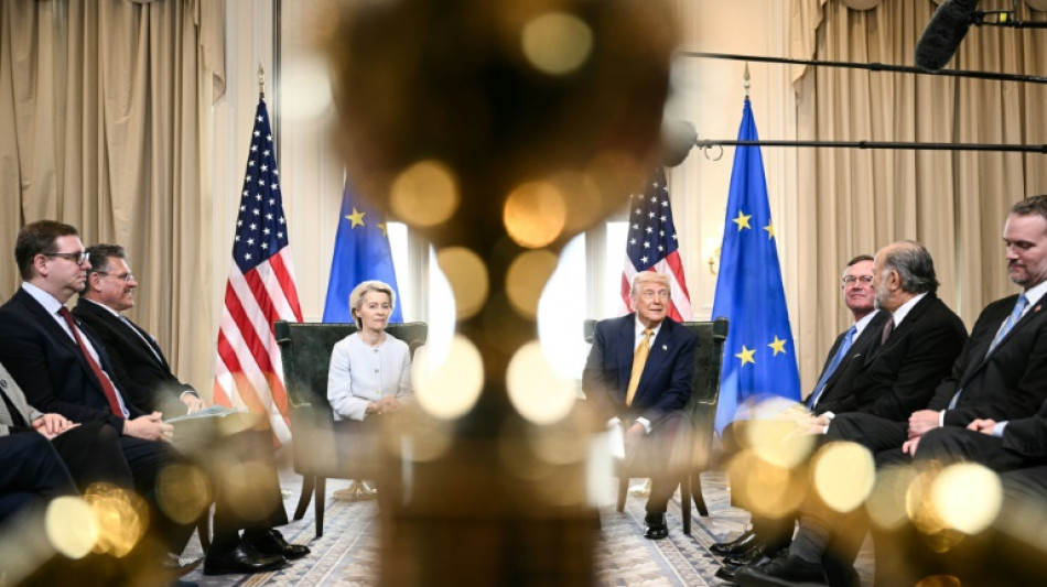 Bruxelles défend son accord commercial noué avec Trump