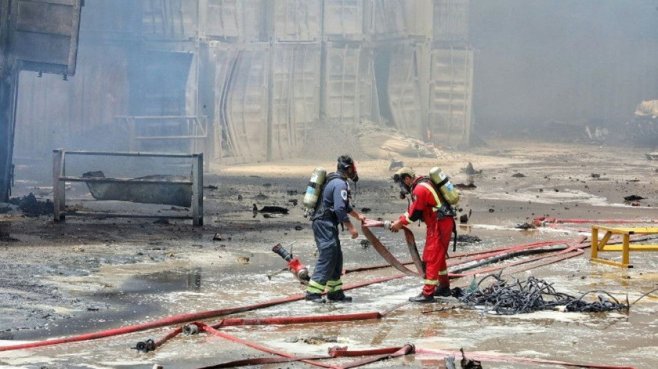 Iran: le feu "maîtrisé", trois jours après une explosion meurtrière dans un port