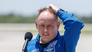 Passaggio di consegne sulla Iss in vista del rientro anticipato della Crew 11