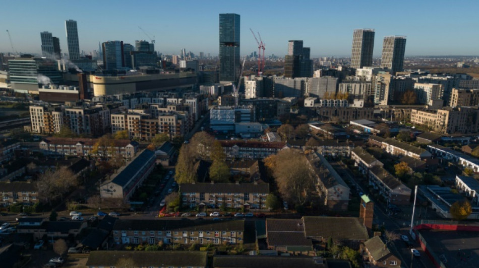 Douze ans apr&egrave;s les JO de Londres, les logements sociaux promis se font attendre