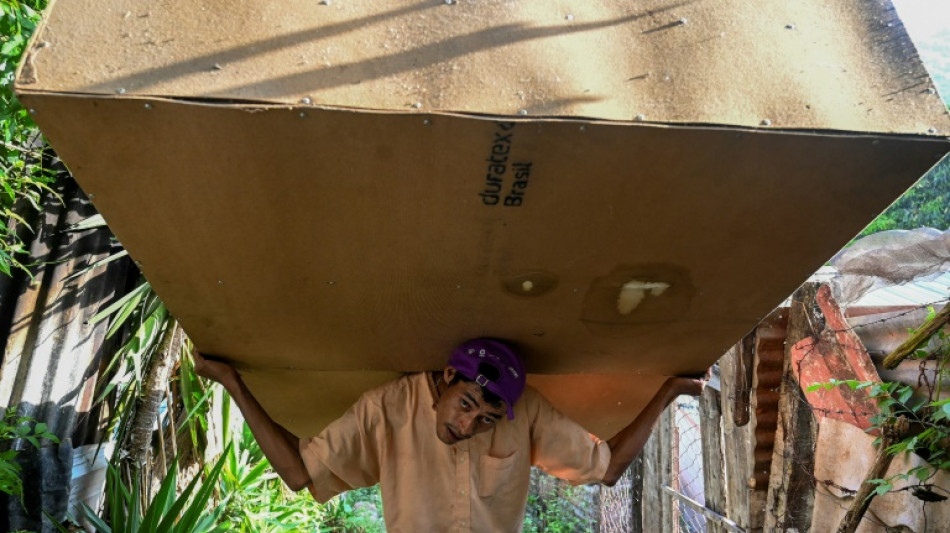 Polic&iacute;as militares de Honduras toman el control de un feudo de pandilleros