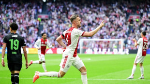 Volante inglês Jordan Henderson assina com o Brentford