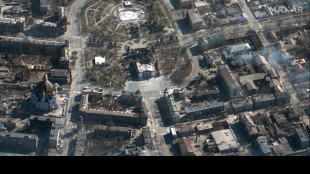 Ukraine: deux survivantes racontent "l'horreur" du bombardement du th&eacute;&acirc;tre de Marioupol