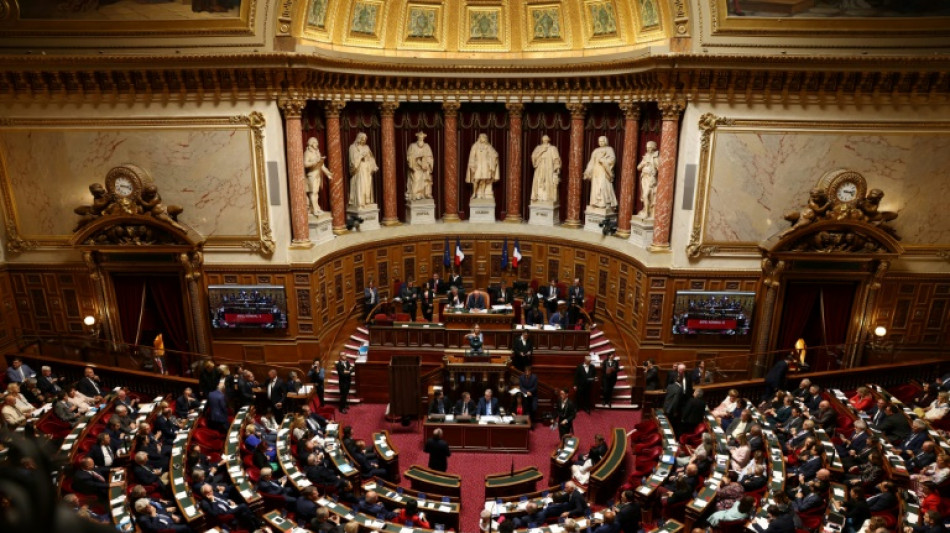 Pour sa rentr&eacute;e, le S&eacute;nat prend la d&eacute;fense des maires