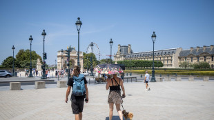 Parigi si sveglia con 14 gradi, 'ma dal 6 luglio torner&agrave; l'afa'