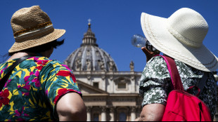 Bollino rosso per ondate di calore in 11 citt&agrave; venerd&igrave; e sabato