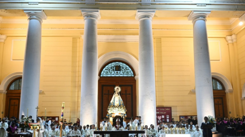 Pérou : des milliers de fidèles rendent hommage à Léon XIV lors d'une messe à Chiclayo