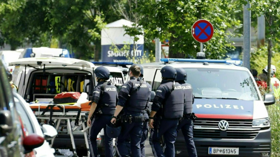 Dix morts dans un établissement scolaire en Autriche après des tirs
