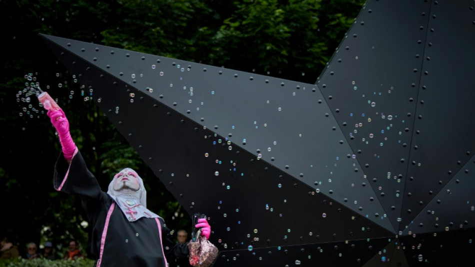 Paris gets memorial for gay victims of persecution