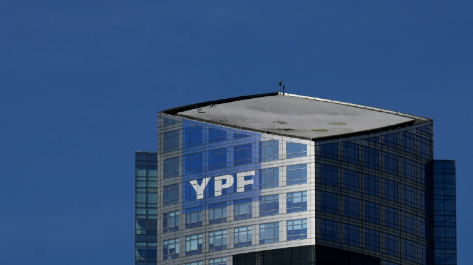 Argentina apela fallo de una jueza de EEUU para que entregue acciones de YPF