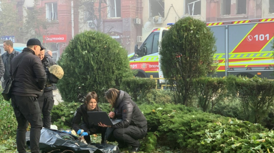 Ataques russos deixam cinco mortos na Ucr&acirc;nia