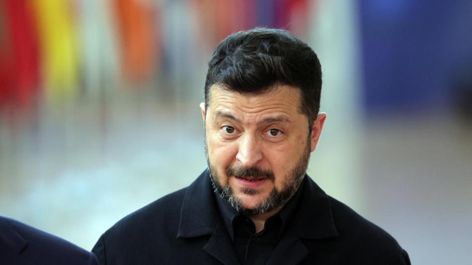 Zelensky, 'reagiremo sicuramente all'attacco russo a Kiev'
